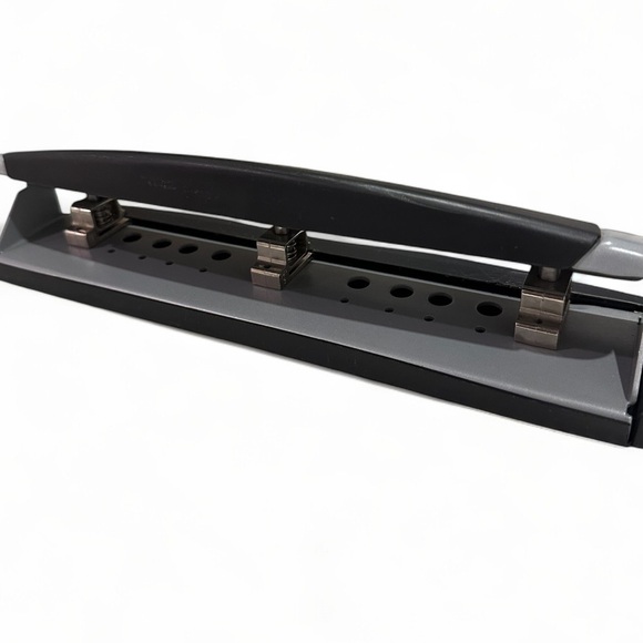 Stapler and Hole Punch Bundle Black and Silver - Heavy Duty - Picture 4 of 8